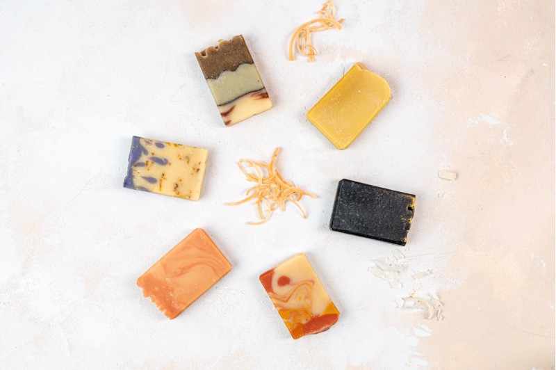 Savon artisanal au sel rose d'Himalaya et pamplemousse