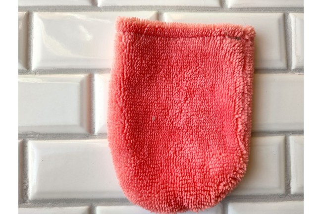 Mini gant démaquillant