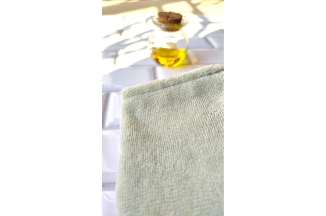 Mini gant démaquillant