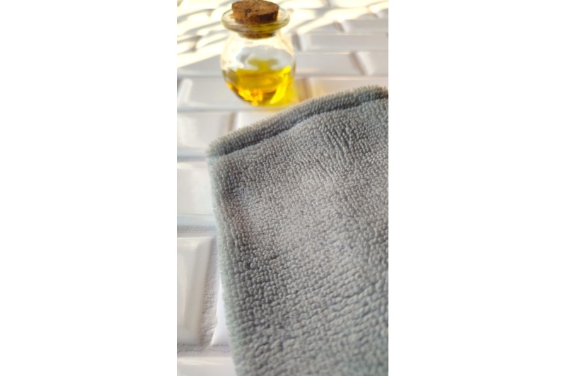 Mini gant démaquillant