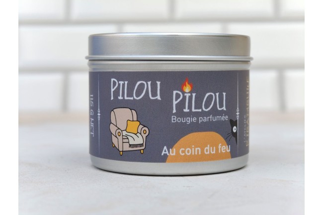 Pilou Pilou – Bougie parfumée Au Coin du Feu