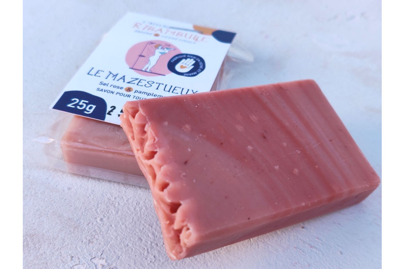 Savon artisanal au sel rose d'Himalaya et pamplemousse