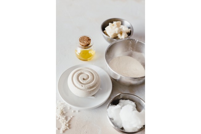 Le Discipliné: Shampoing solide pour cheveux secs et/ou bouclés